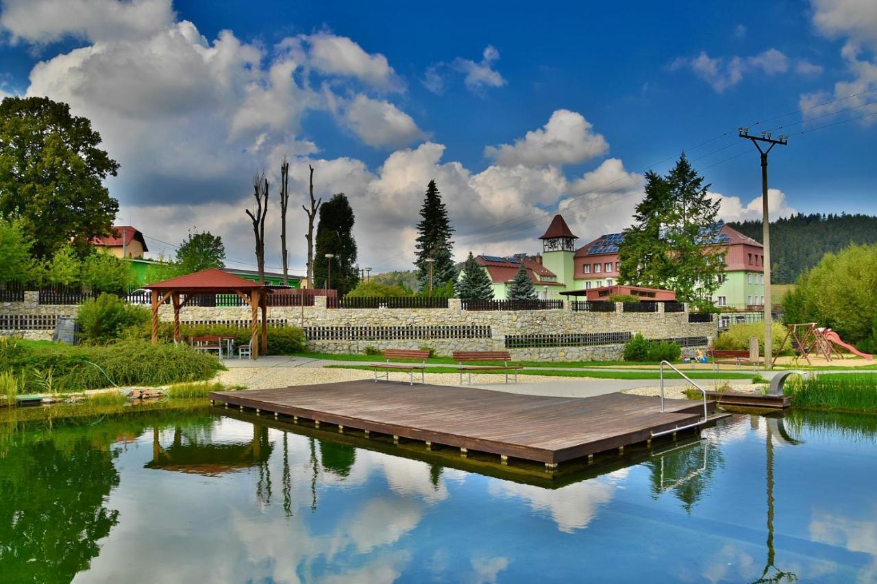 Hotel Forestyma Hodonín Exterior foto